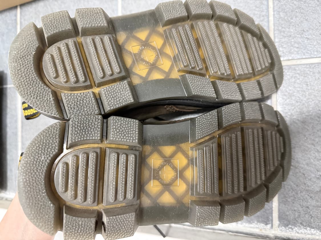 닥터마틴 리더 크레이지호스 다크브라운 220(교환도가능) 상품이미지4