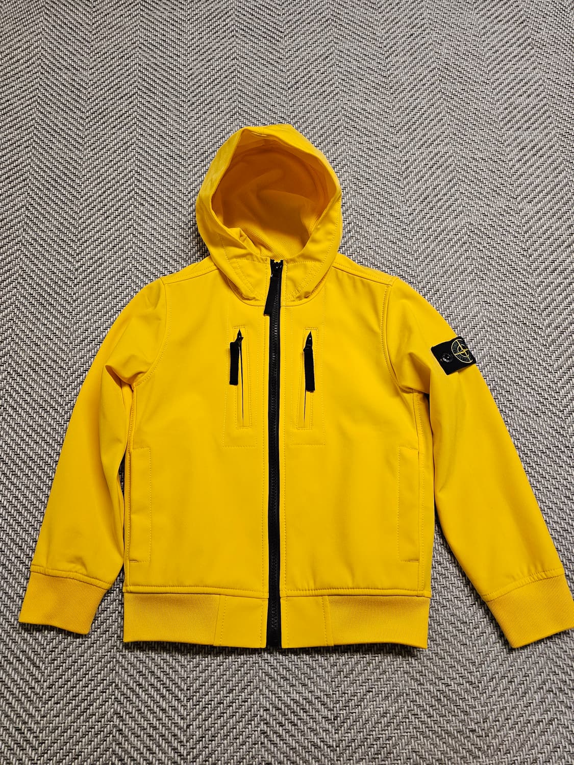 스톤아일랜드 주니어 소프트쉘 6세 상품이미지1