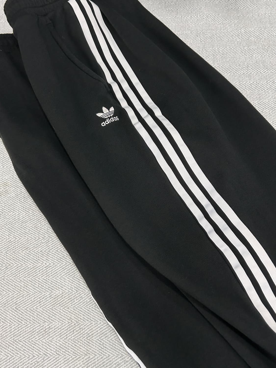 아디다스 트레포일 밴딩 조거 팬츠 L 삼선 블랙 상품이미지10