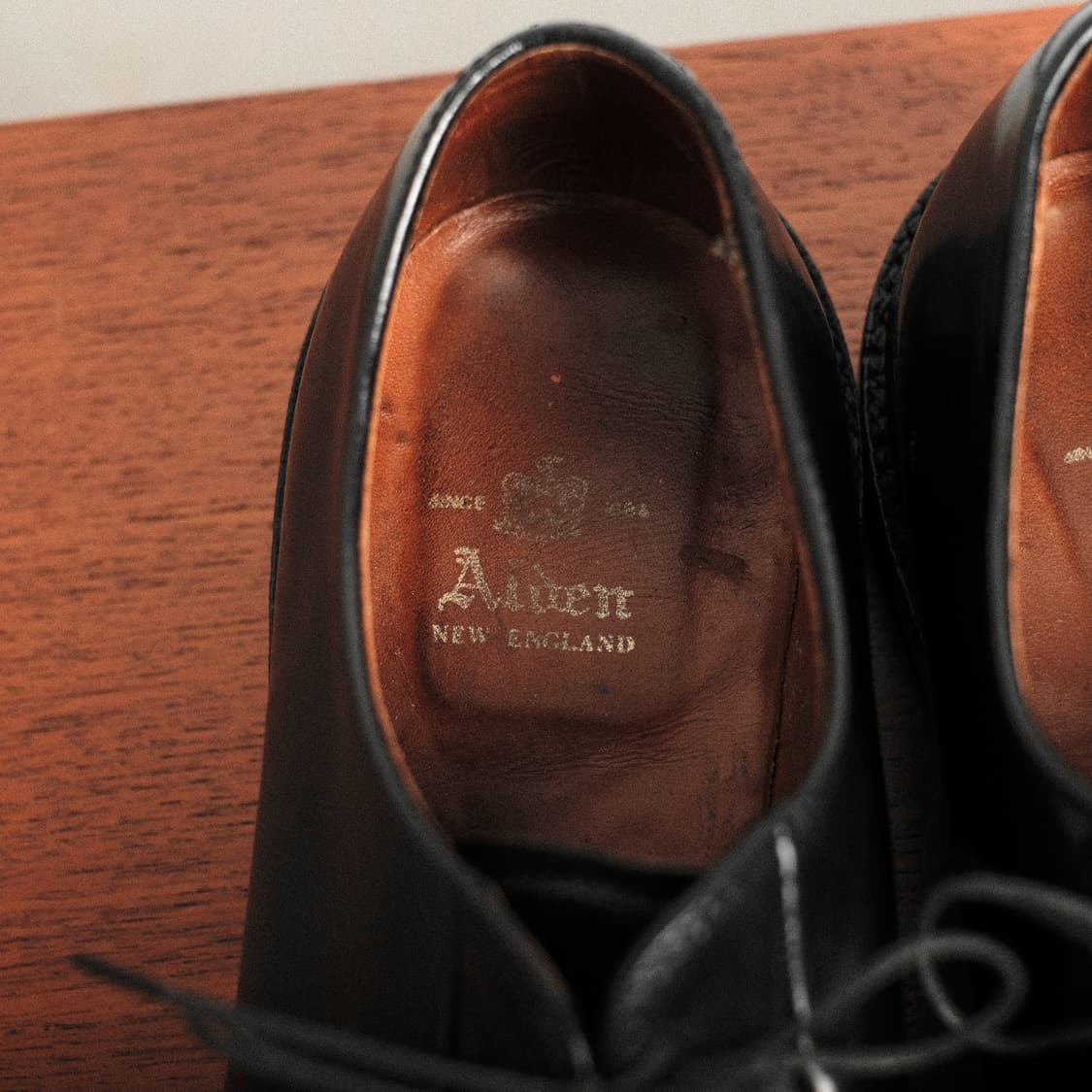 알든9901 10.5D사이즈 블랙 코도반 플레인토 더비 상품이미지9