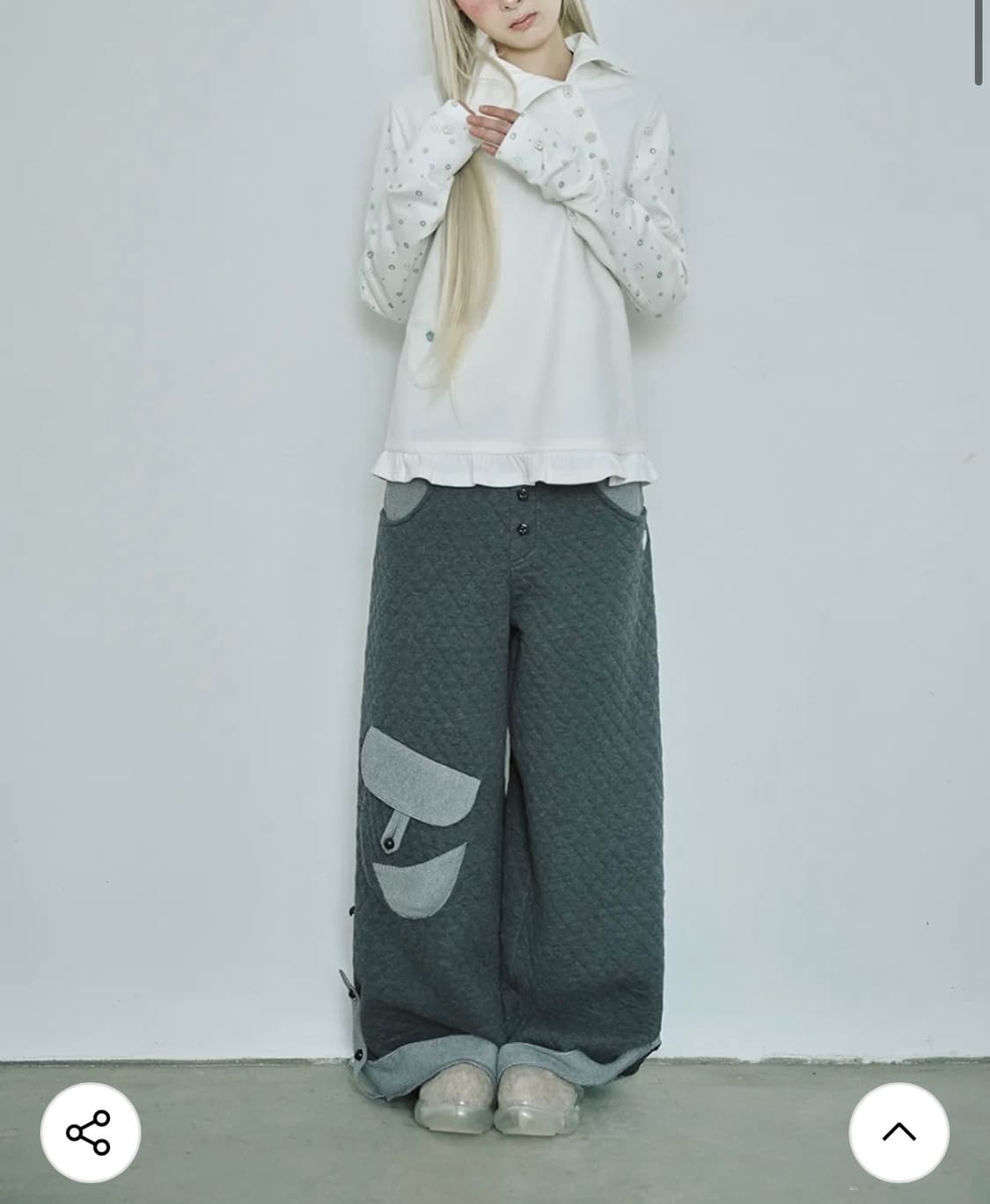 [새상품]허그유어스킨 퀄팅 플랩 버튼 팬츠 상품이미지1