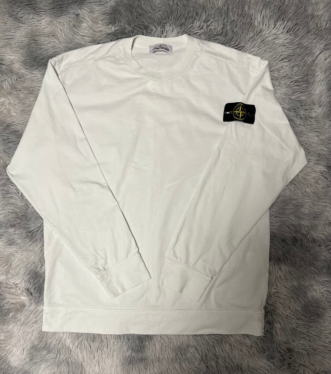 [22ss/XLsize] 스톤아일랜드 롱슬리브 상품이미지1