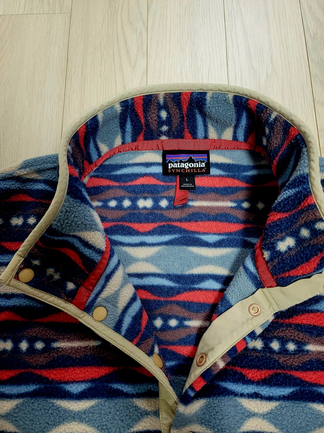[ L ] <상태S급> 22FW 파타고니아 신칠라 라이트웨이트 아즈텍 상품이미지2