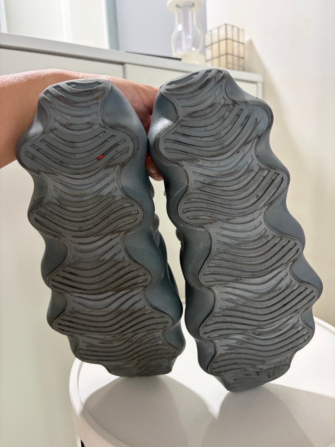 아디다스 이지 450 그레이 270팝니다 상품이미지4