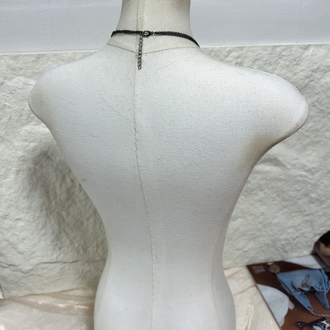 빈티지 고딕  다크 3층 레이어드 오리엔탈 해머링 메탈 목걸이 상품이미지3