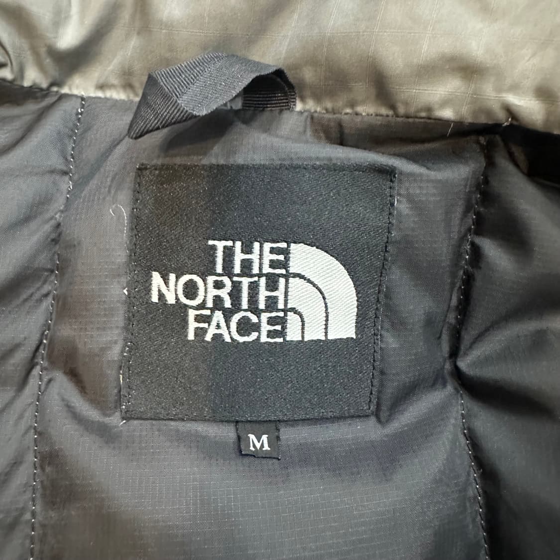 노스페이스 그레이 다운 경량패딩L 상품이미지6