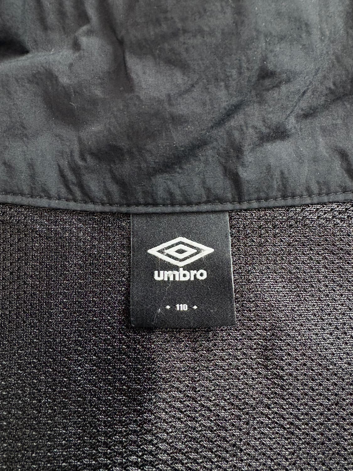 엄브로 멀티 빅로고 올드스쿨 바람막이 자켓 2324 상품이미지4