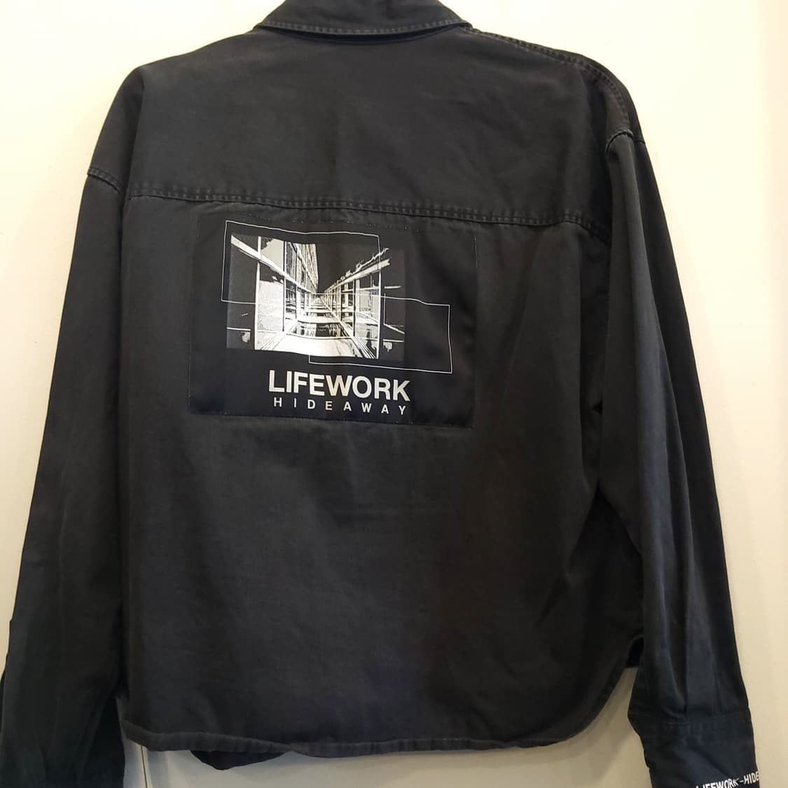 라이프워크 스트릿 그래픽 패치 셔츠 상품이미지4