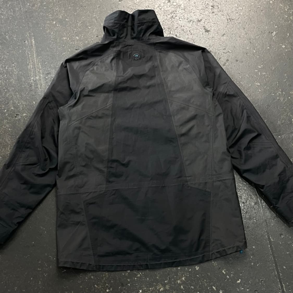 100 마운틴하드웨어 고프코어 바람막이  상품이미지6