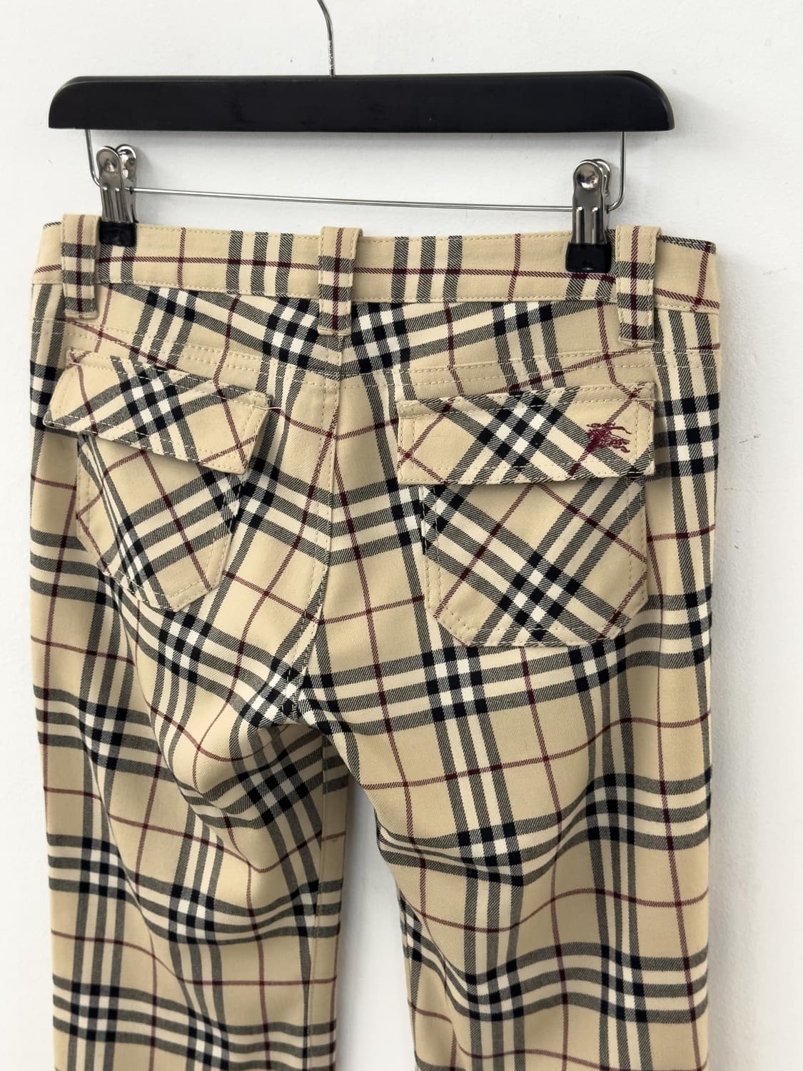 버버리 로우라이즈 플레어 팬츠 상품이미지5