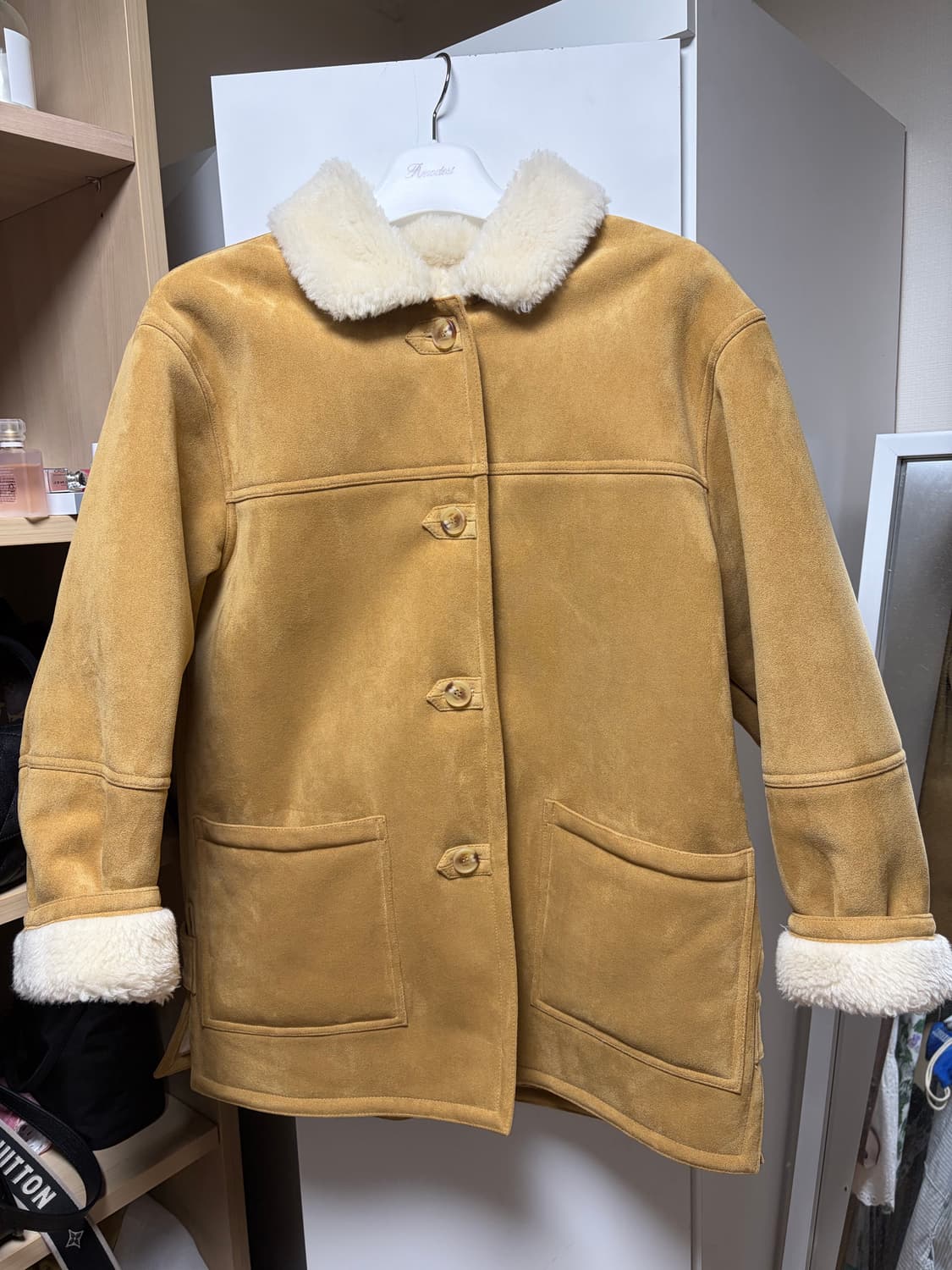 모데스트무드 런던무스탕 베이지 상품이미지3