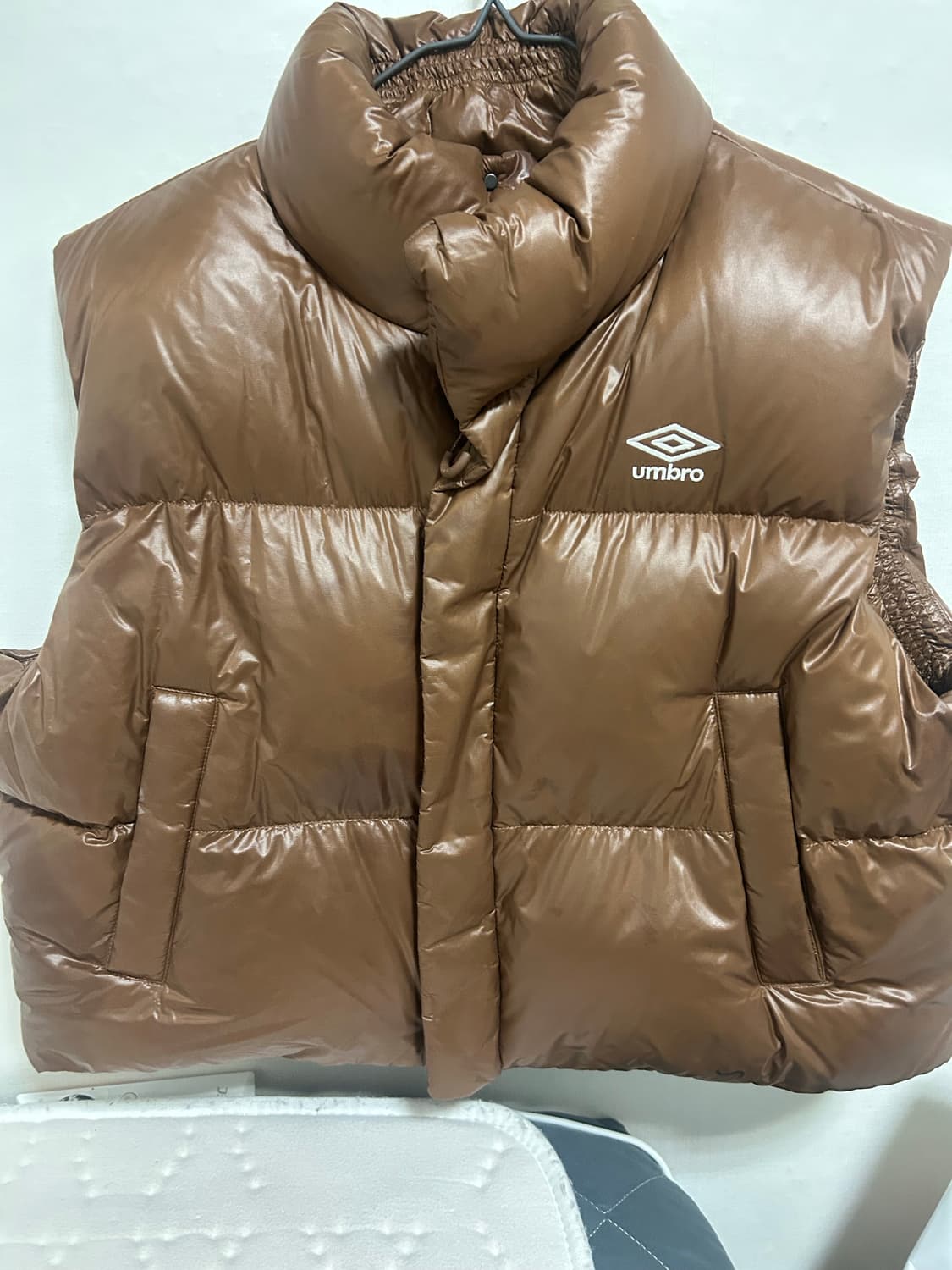 엄브로 숏 패딩 조끼 umbro  상품이미지1
