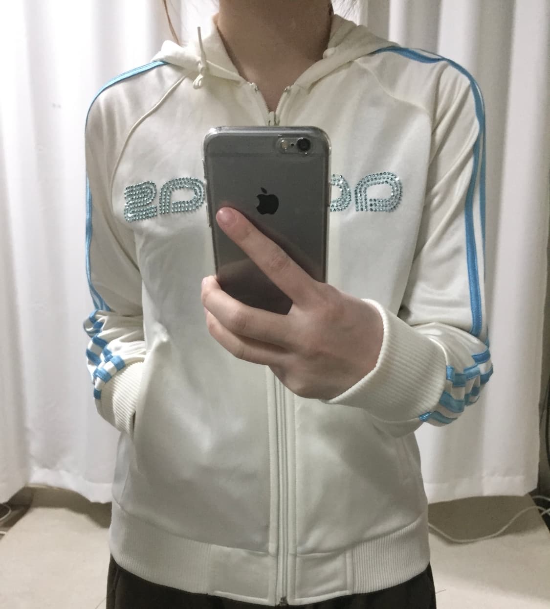 아디다스 흰하 화이트 하늘 시나모롤 큐빅 후플 져지 상품이미지1