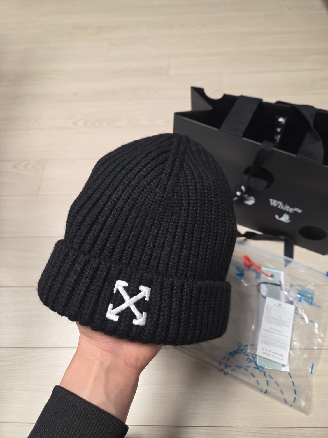 [정품] 오프화이트 애로우 비니 A급 상품이미지1