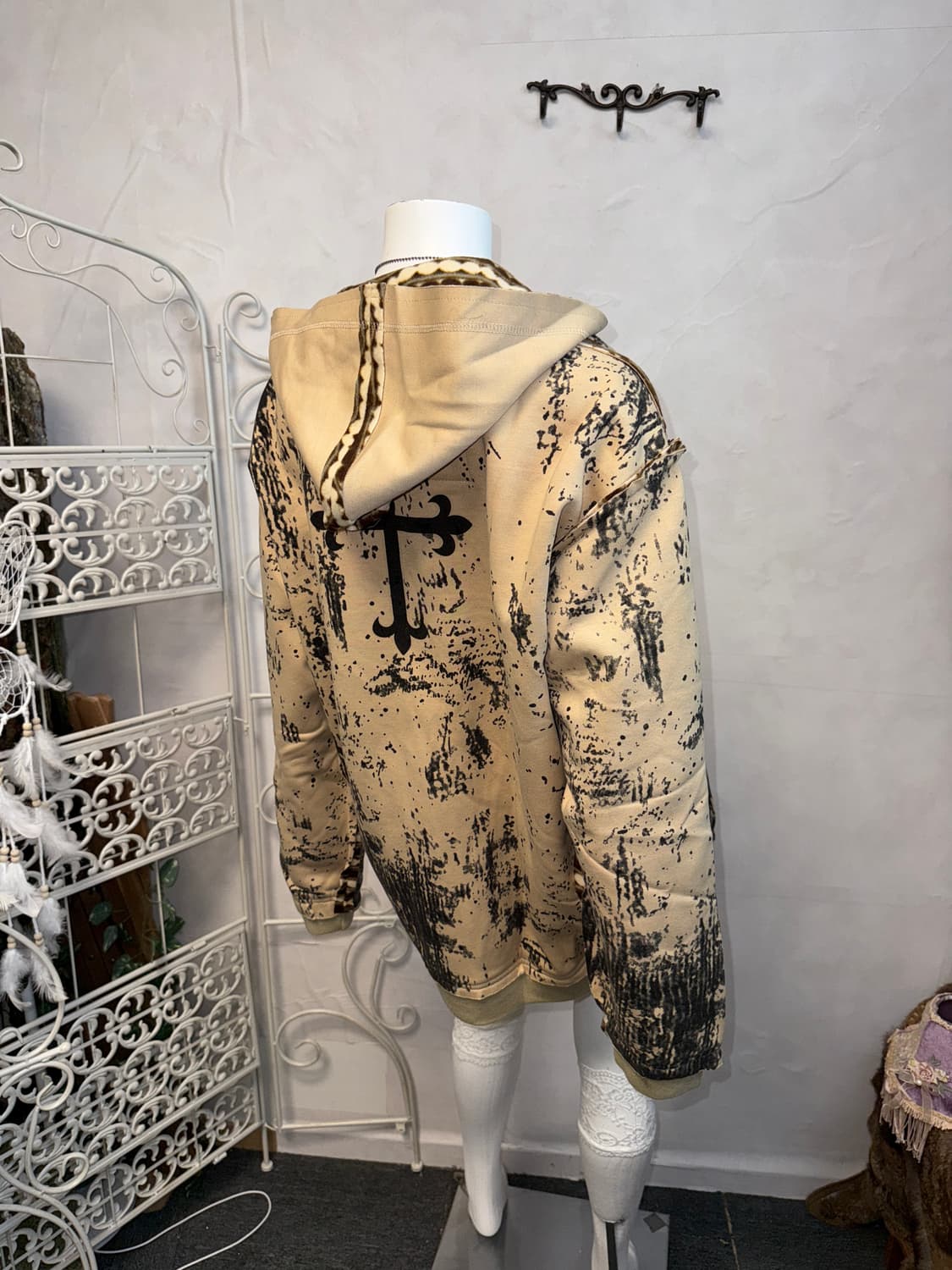 Affliction beige goth punk graphic 후드집업 상품이미지6