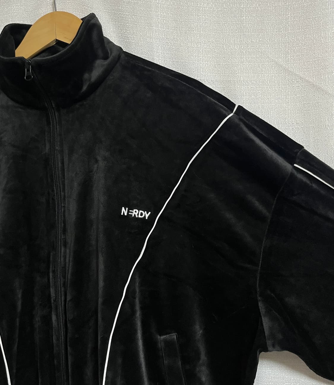 널디 오버핏 크롭 벨벳 져지 트랙탑 자켓 점퍼 L 상품이미지3
