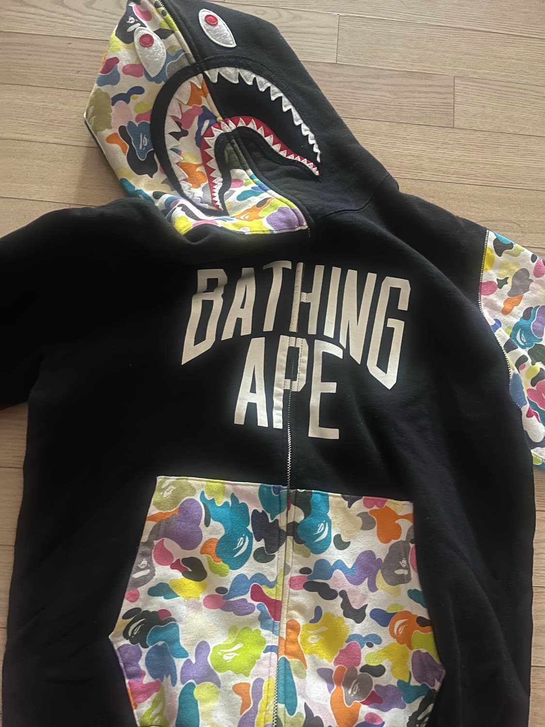 베이프 NYC 샤크후드 상품이미지1