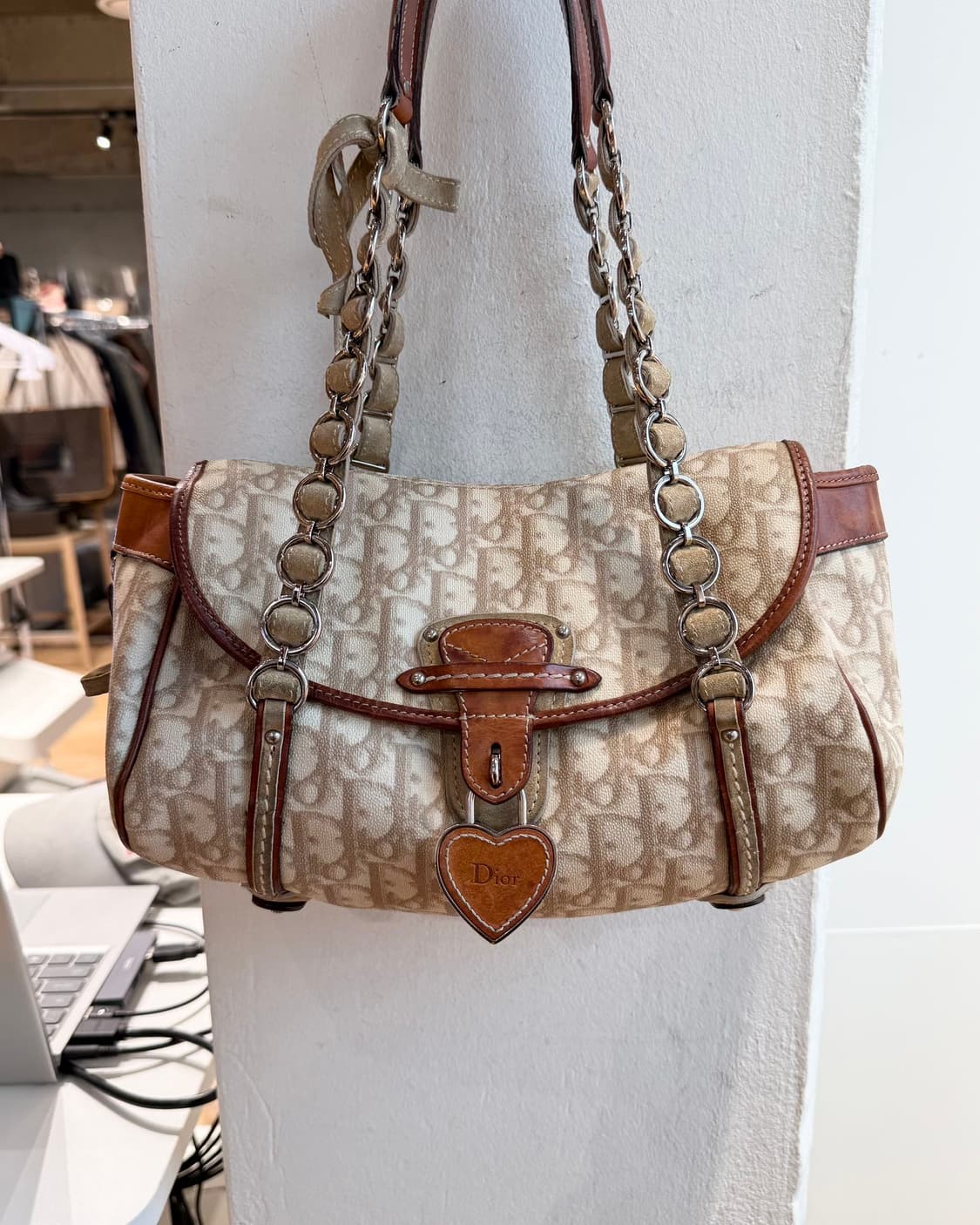 크리스찬 디올 오블리크 로맨틱 트로터 체인 숄더백 상품이미지3