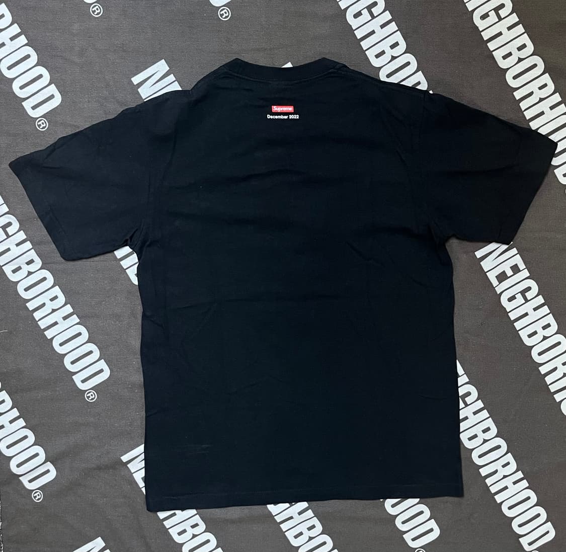 슈프림 시가렛 티셔츠 블랙 22FW 상품이미지2