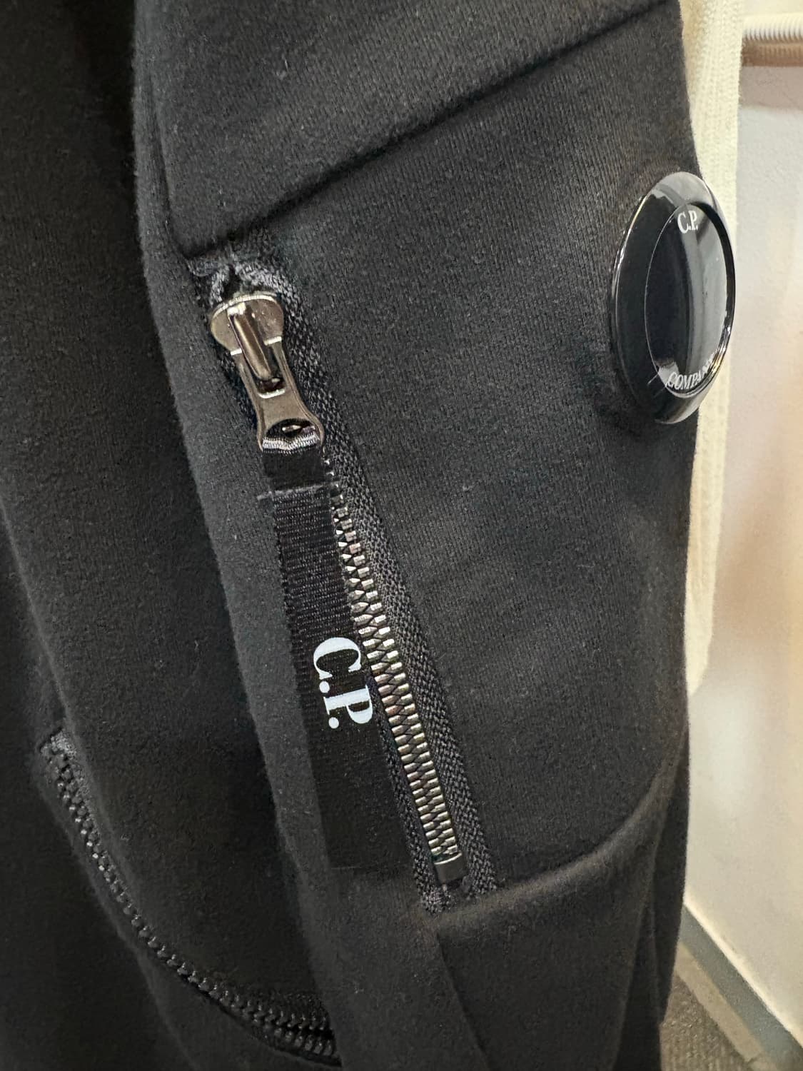  Cp 컴퍼니 맨투맨 블랙 s 사이즈 상품이미지4