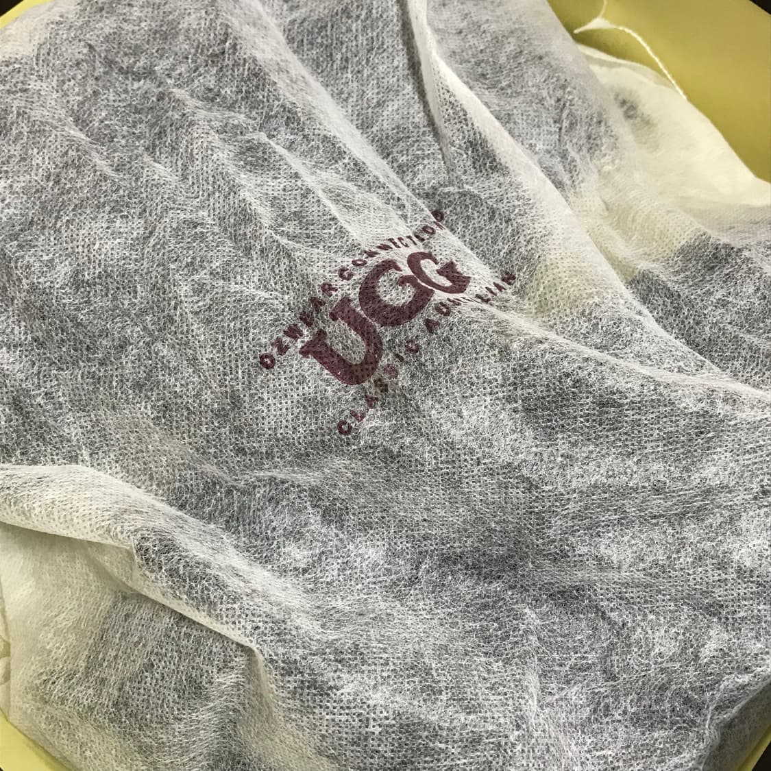 어그 울트라미니 플랫폼 블랙 4cm 7L 235 상품이미지6