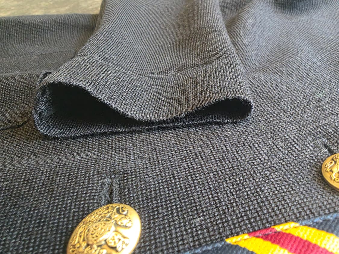 #헤지스(HAZZYS)의 네이비 컬러 카라 가디건 상품이미지3