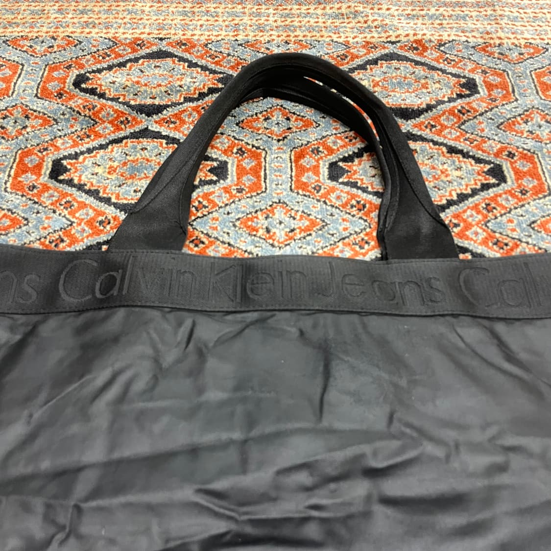 캘빈클라인진스 블랙딥브라운 토트백  상품이미지2