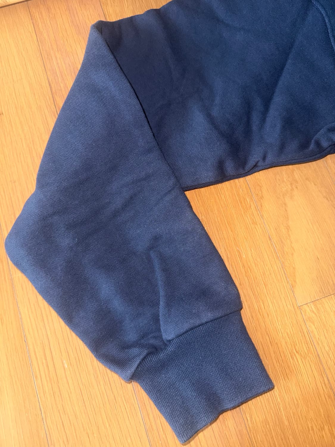 아크메드라비 맨투맨 상품이미지2