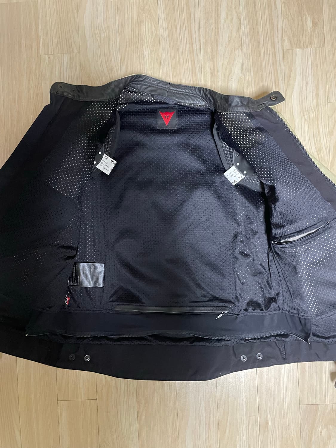 Dainese 다이네즈 레이싱 레더 자켓 상품이미지4