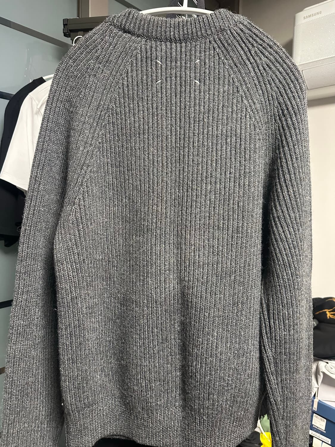 마르지엘라 라나 울 스웨터 m 상품이미지1