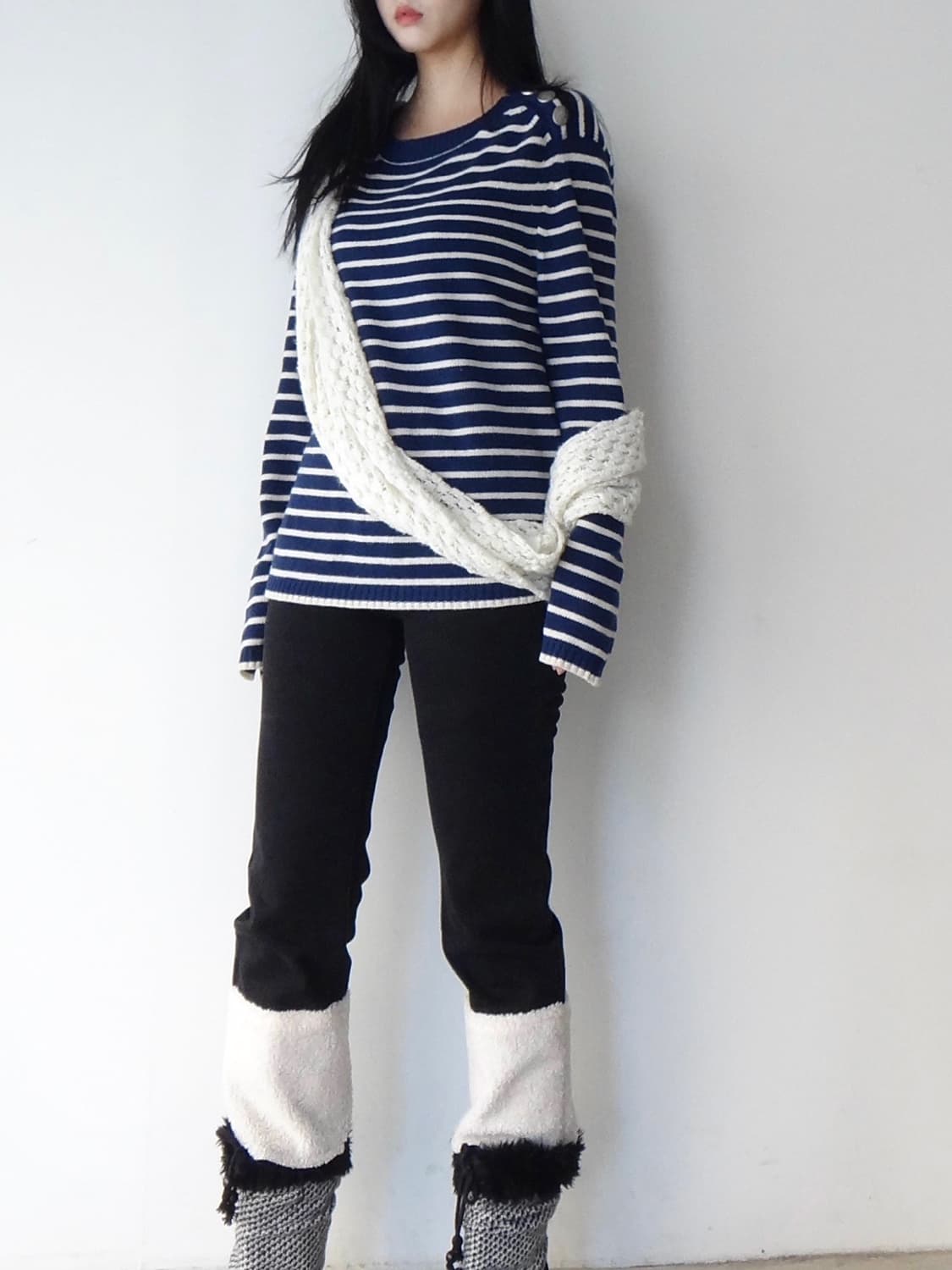 TIME shoulder stone knit / navy 상품이미지5