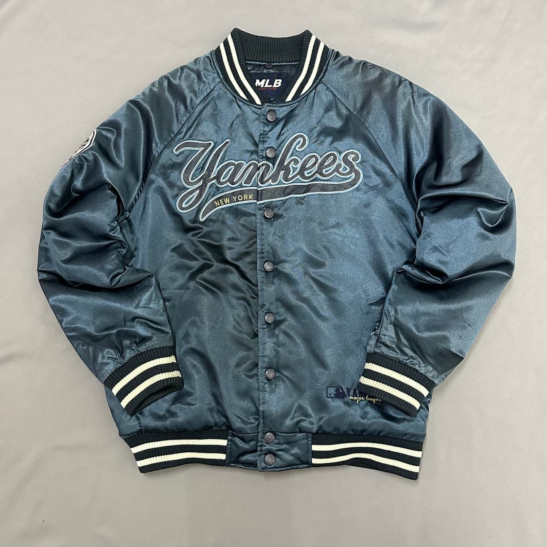 MLB 00s 올드스쿨 뉴욕양키스 새틴 누빔 야구점퍼 95 상품이미지2