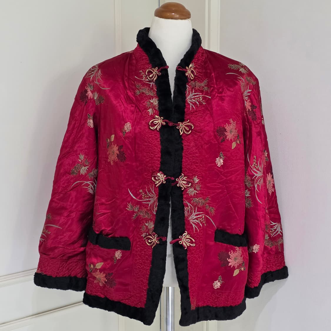 아시아빈티지)차이나풍 새틴퀼팅 블랙페이크퍼 서브컬쳐 보헤미안 전통당장재킷 상품이미지2