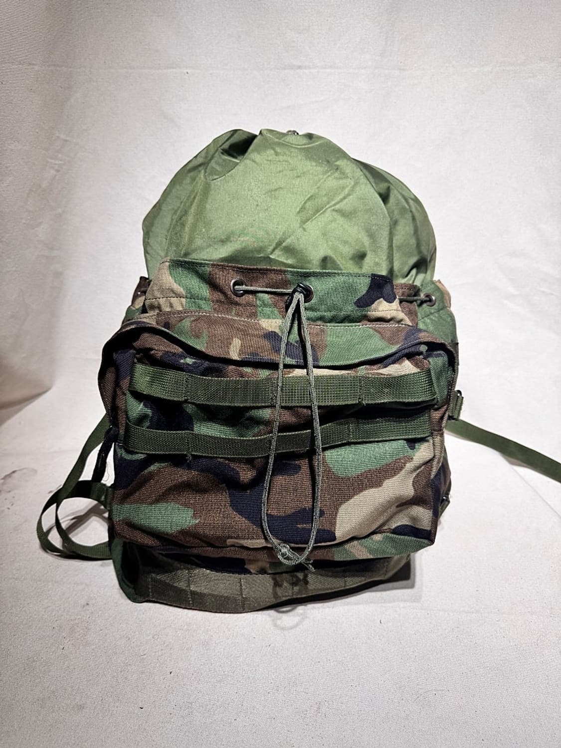 m81 우드랜드 카모 몰리 메인백 상품이미지5