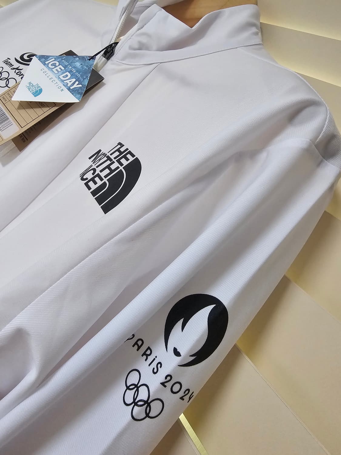 새상품) 노스페이스 팀 코리아 2024파리올림픽 자켓 100(L) 상품이미지3