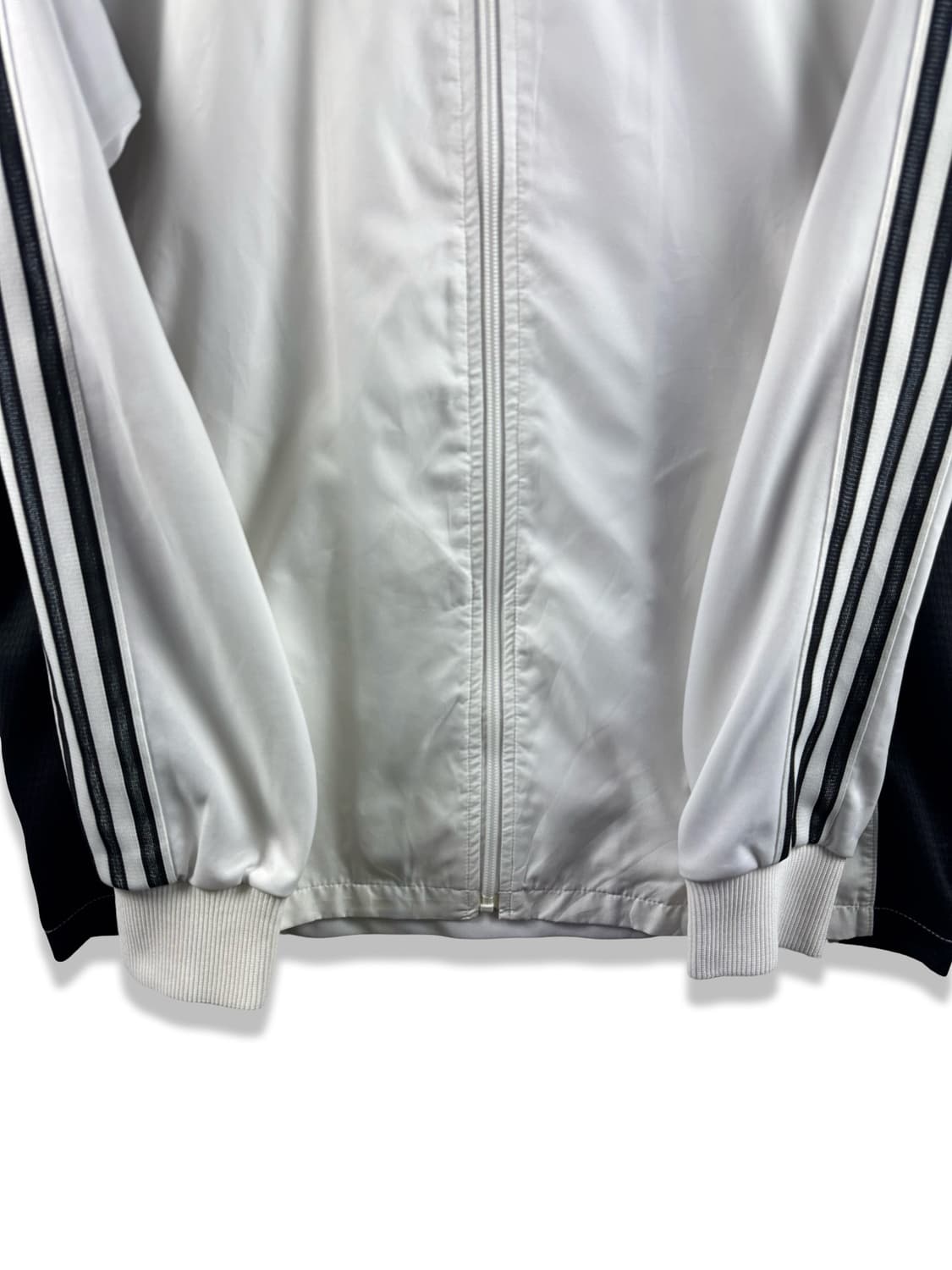 아디다스 검흰 범고래 집업2631 상품이미지4