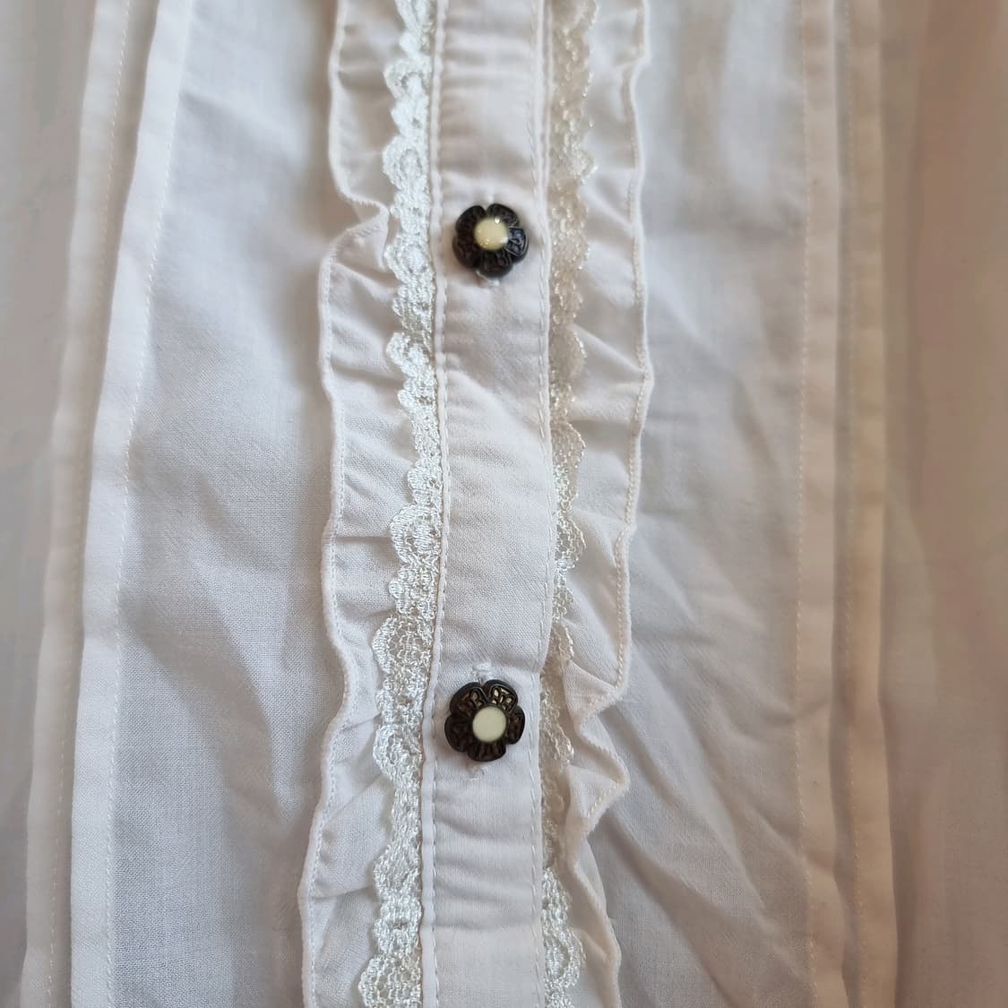 망또 디자인axes femme(액시즈팜) 로맨틱 레이스 블라우스 상품이미지6