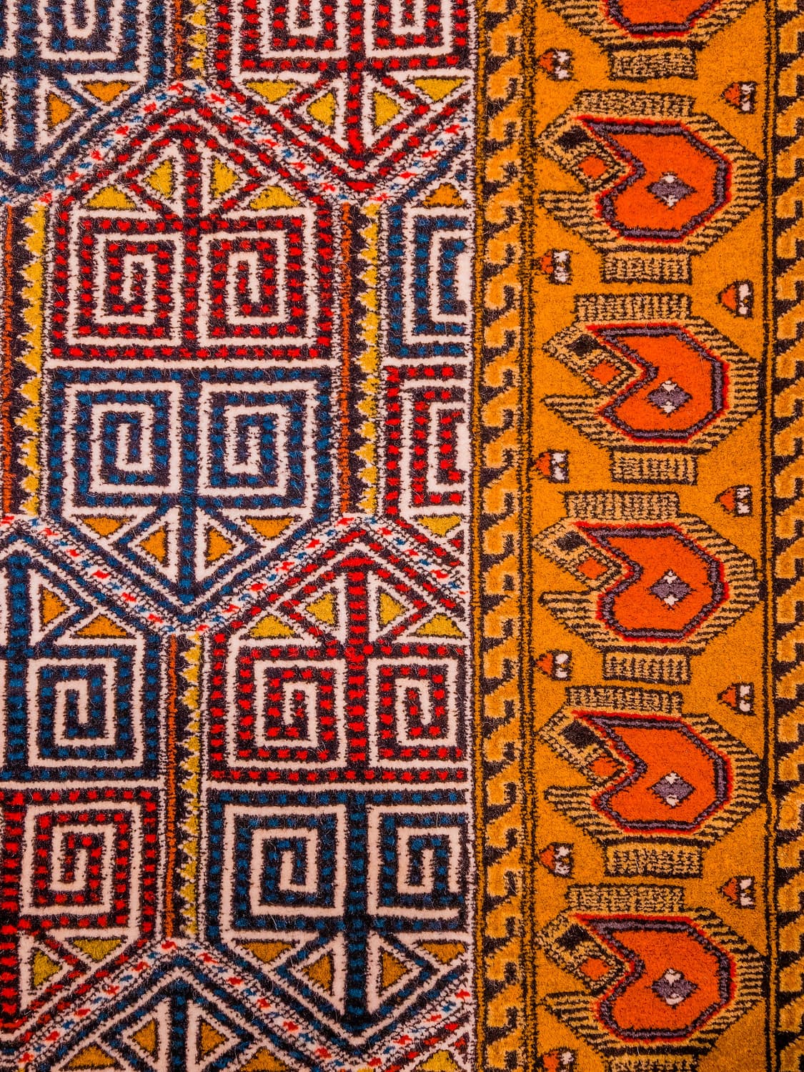 Turkmen Saffron Sun Tribal Rug 상품이미지7