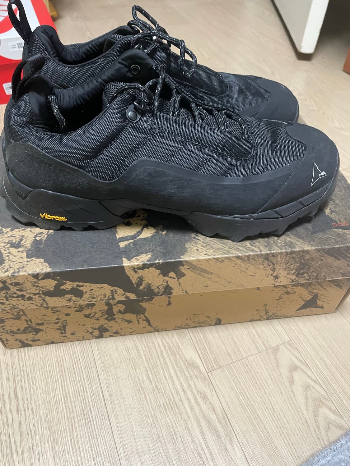 로아 카타리나 블랙 270 상품이미지3