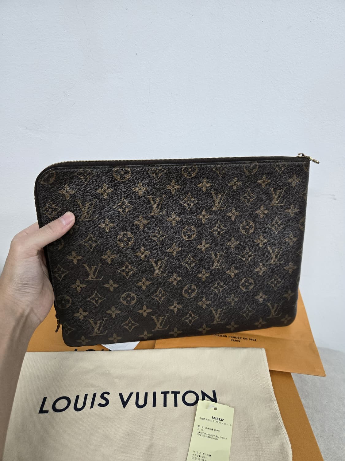 [보증서 정품]루이비통 에튀보야주 클러치백 상품이미지2