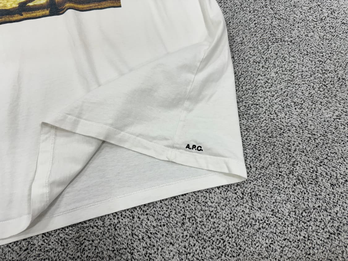 A.P.C 아페쎄 서퍼 프린팅 티셔츠 상품이미지3