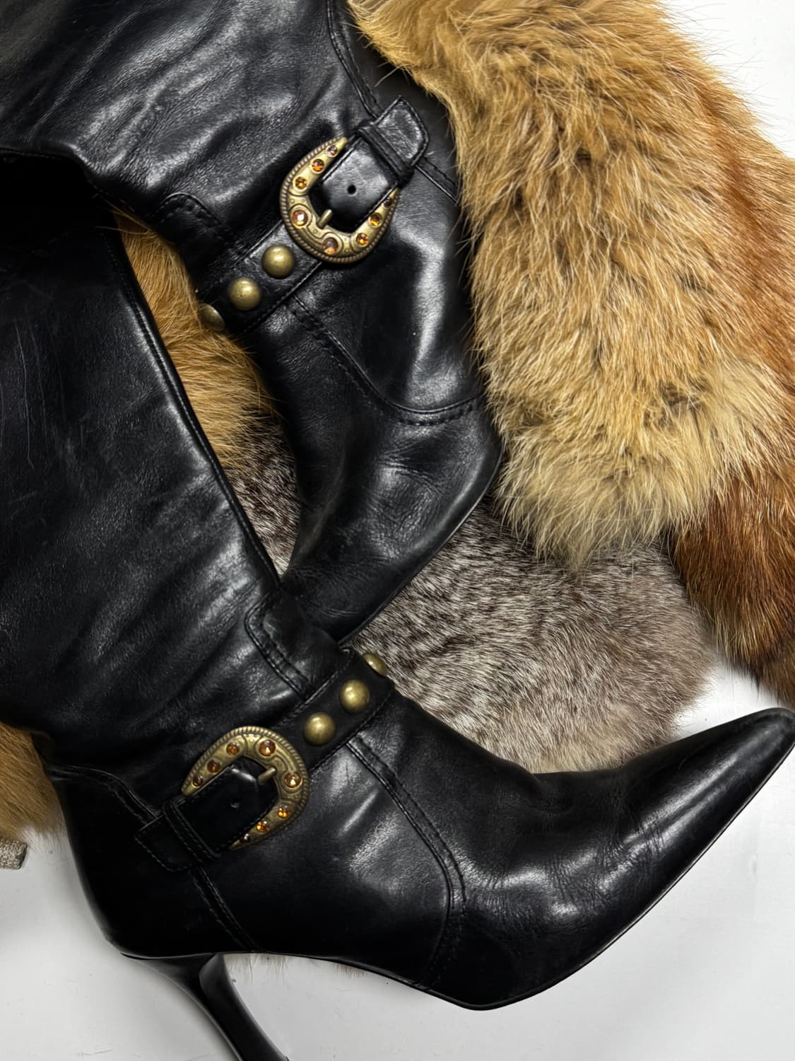 웨스턴 큐빅 스터드버클 스틸레토 부티힐  상품이미지4