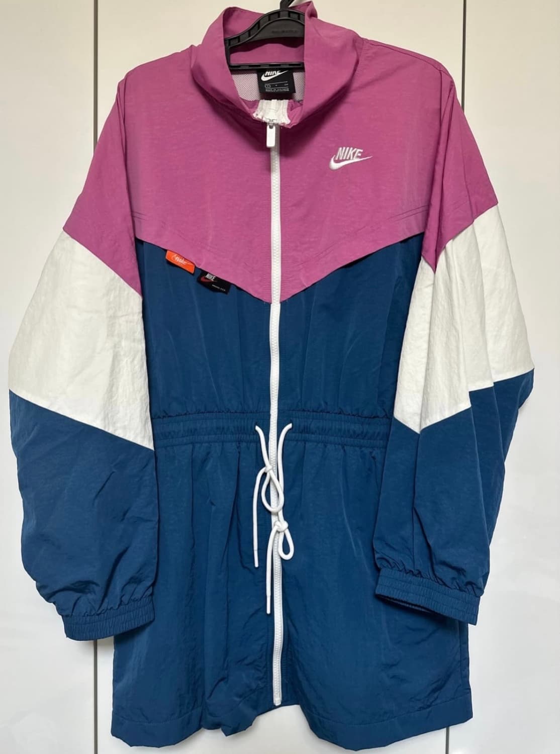 나이키 바람막이 핑크/네이비/화이트 상품이미지2