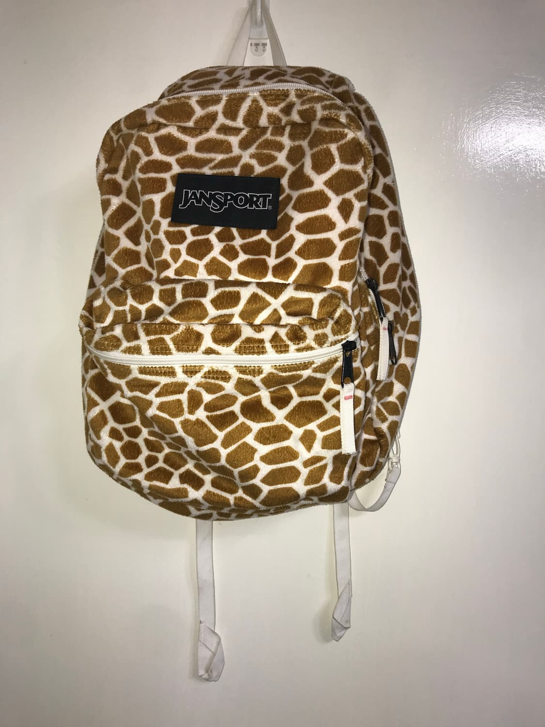 JANSPORT Reversible Giraffe Pattern Back 상품이미지3