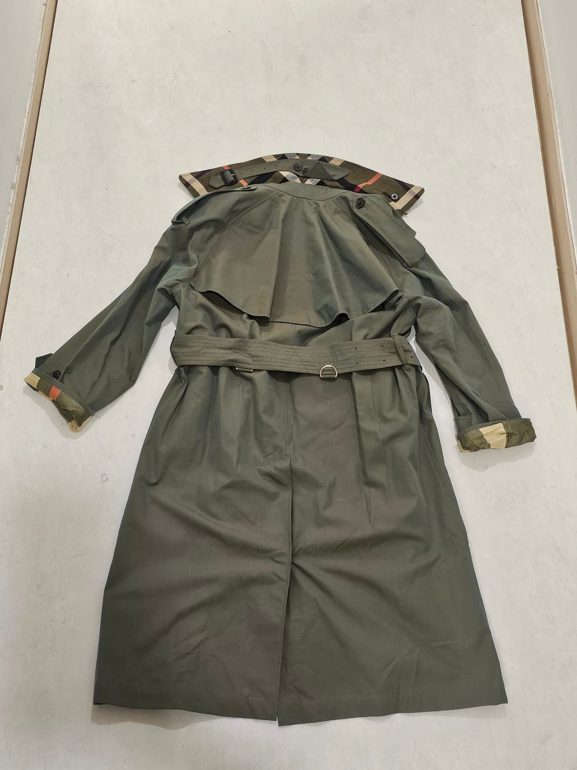 새제품 버버리 코트 EU36 브라이트올리브 컬러  상품이미지9