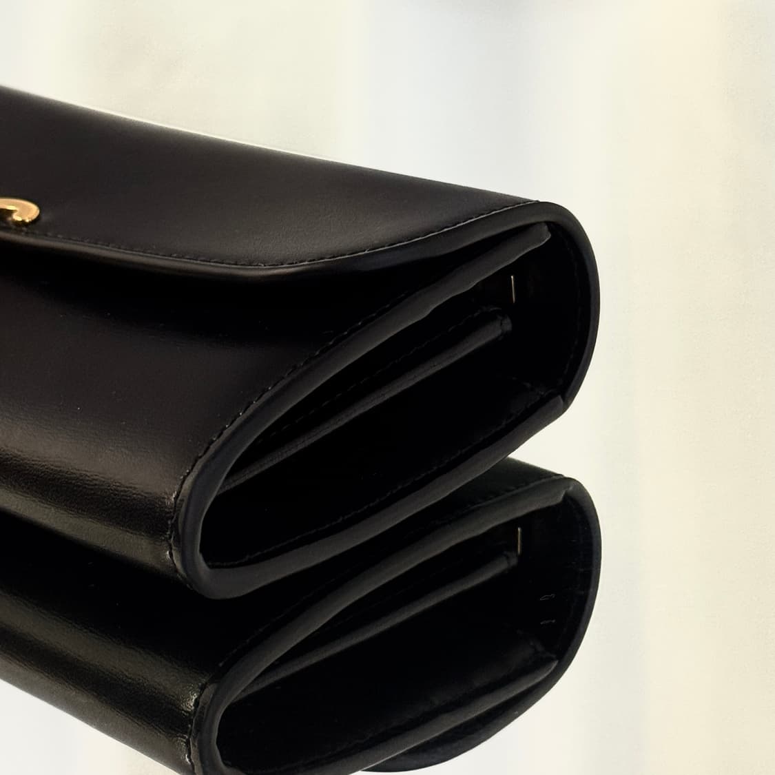 셀린느 트리오페 장지갑 카프스킨 롱월릿 상품이미지5