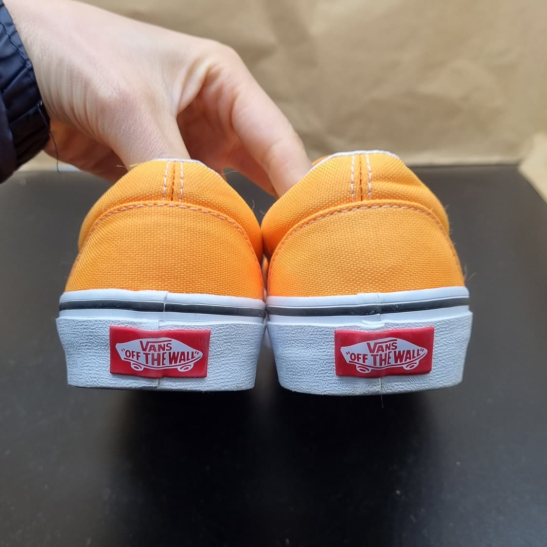 반스 클래식 오렌지. 여성슬립온230 상품이미지4