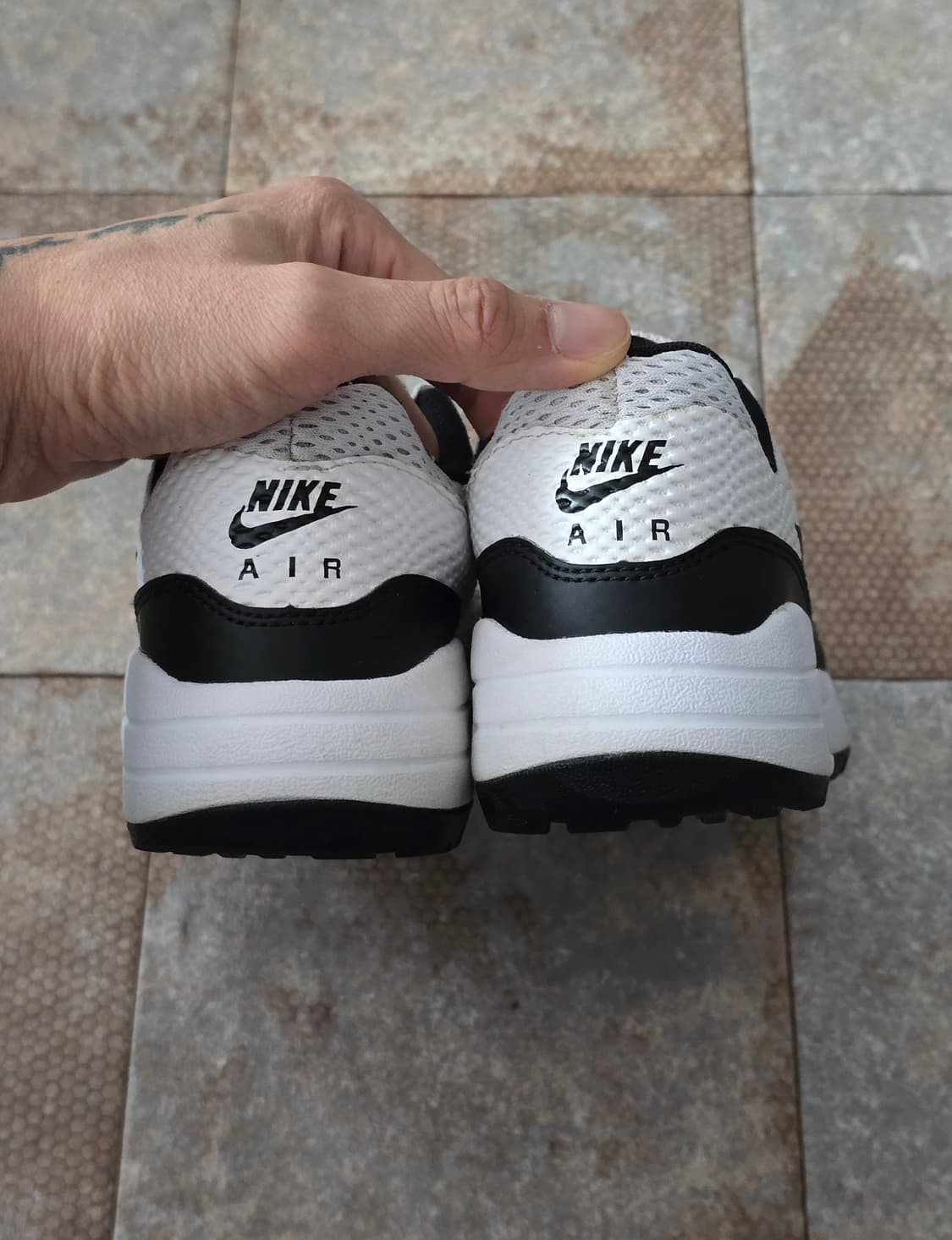 (235)나이키 에어맥스 1 g 흰검  상품이미지9