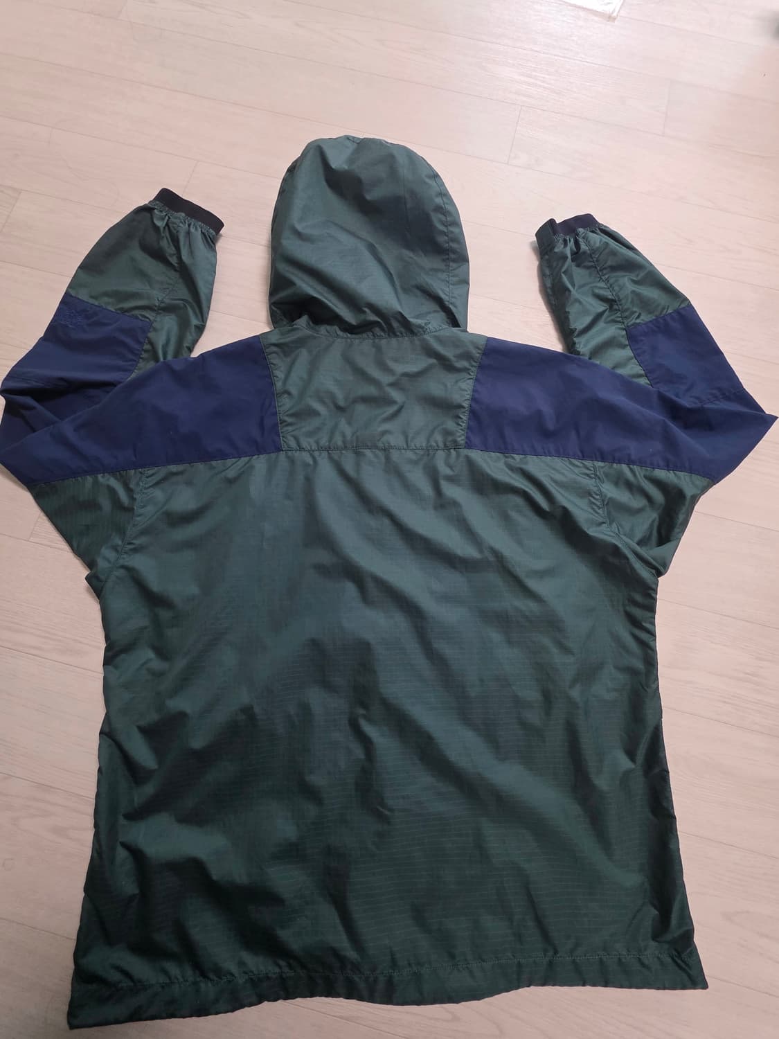 노스페이스 퍼플레벨 그린/네이비 바람막이 L(100-105) 사이즈 상품이미지4