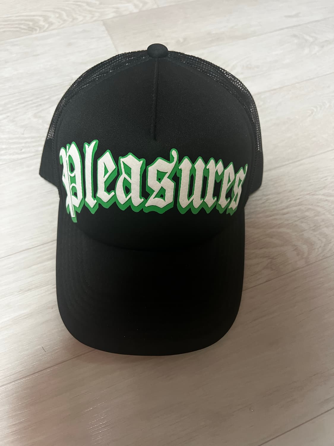 pleasures 트러커 모자 새상품 상품이미지1